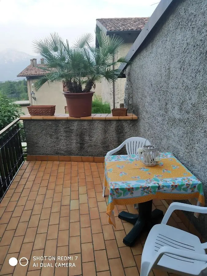 מלון טיניאלה Casa Lidia בית הארחה